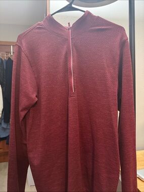lululemon athletica Men's Wine Half-Zip Sweater